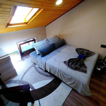 Low Budget Apartment With Breakfast #3 Varna Exterior foto